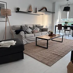 white-cozy-flat-in-donostia.basquecountryhotels.org/